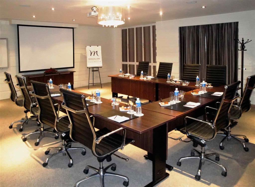 Grand Mercure Bangalore - An Accor Brand Екстер'єр фото