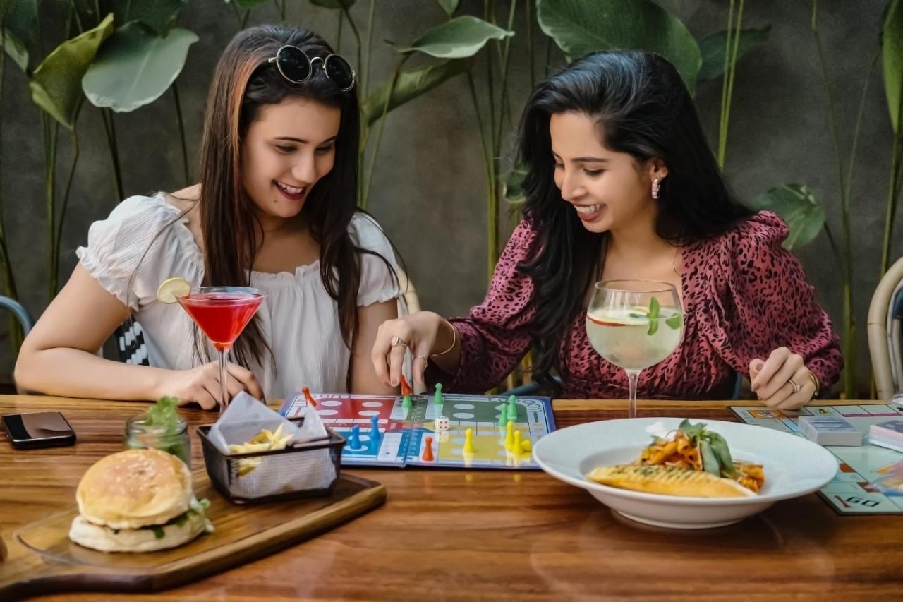 Grand Mercure Bangalore - An Accor Brand Екстер'єр фото
