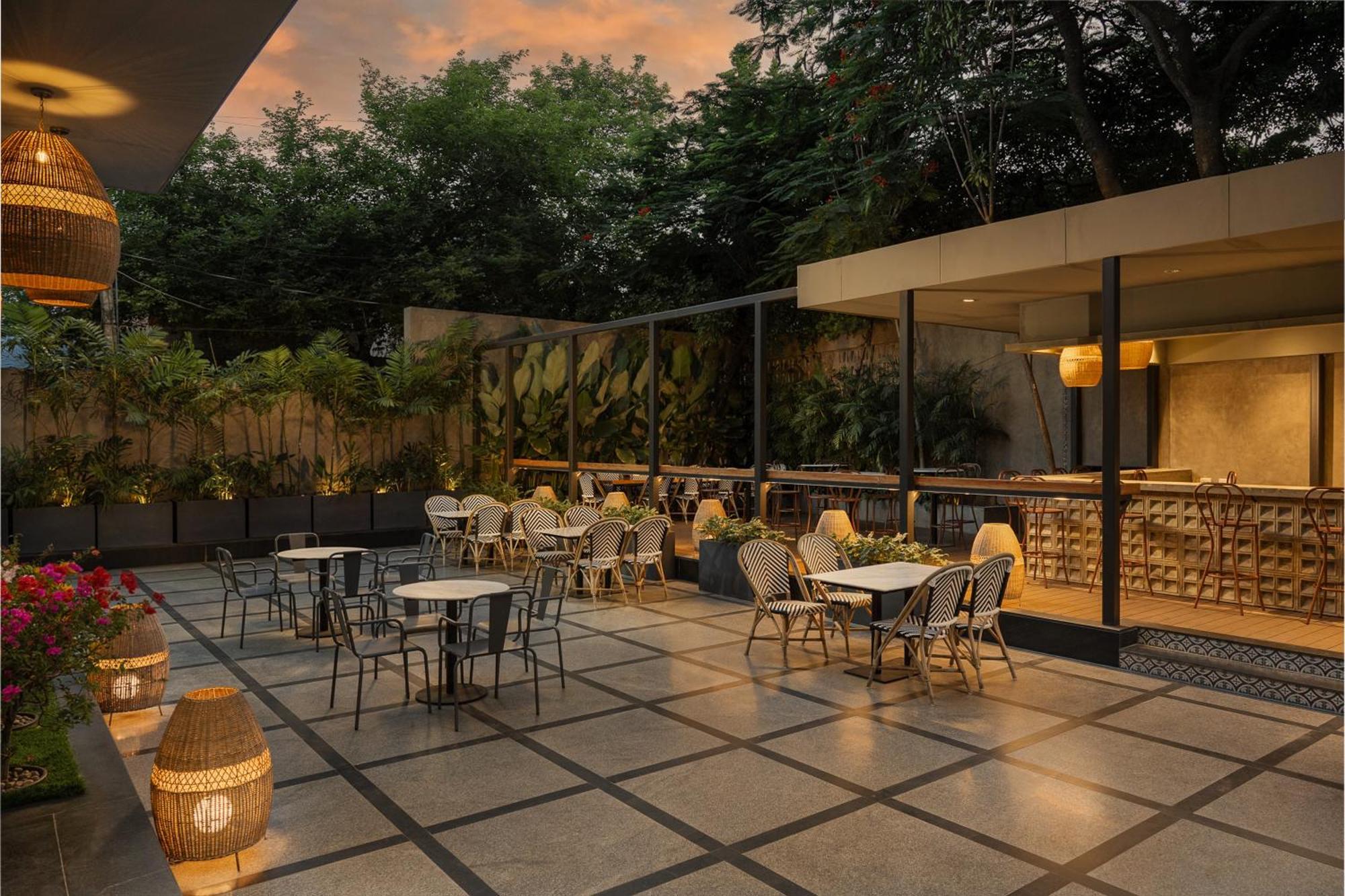 Grand Mercure Bangalore - An Accor Brand Екстер'єр фото