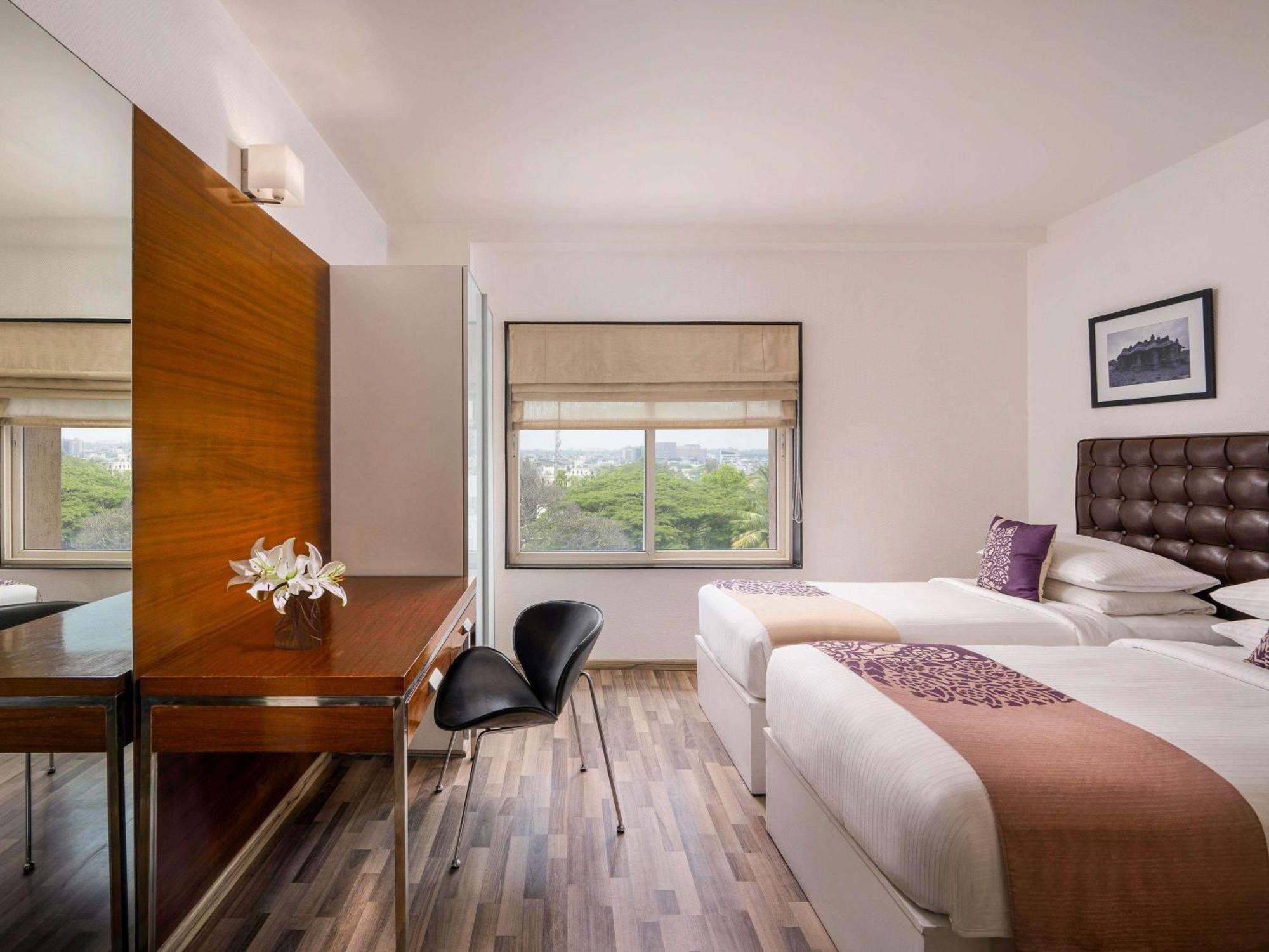Grand Mercure Bangalore - An Accor Brand Екстер'єр фото