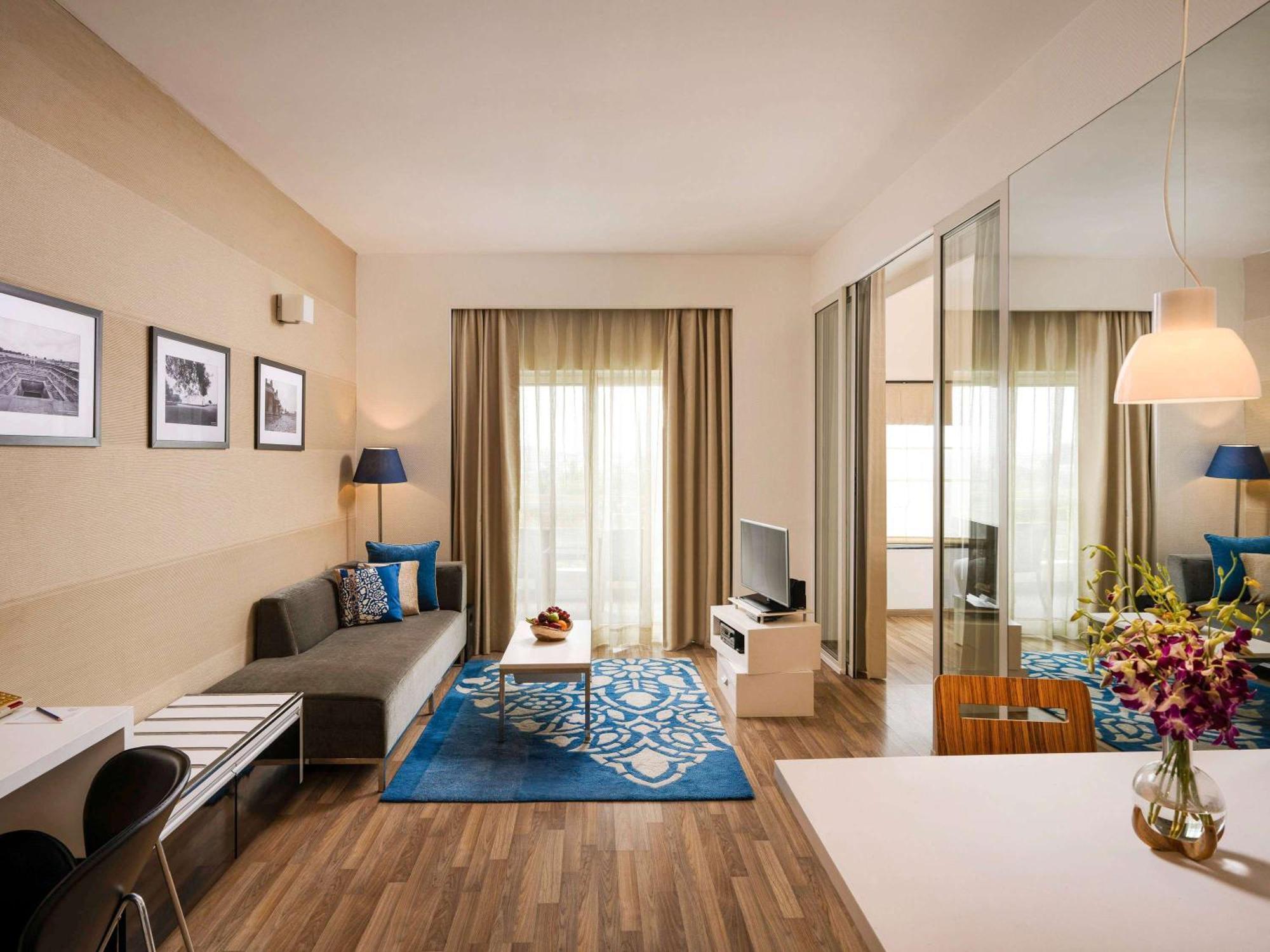 Grand Mercure Bangalore - An Accor Brand Екстер'єр фото
