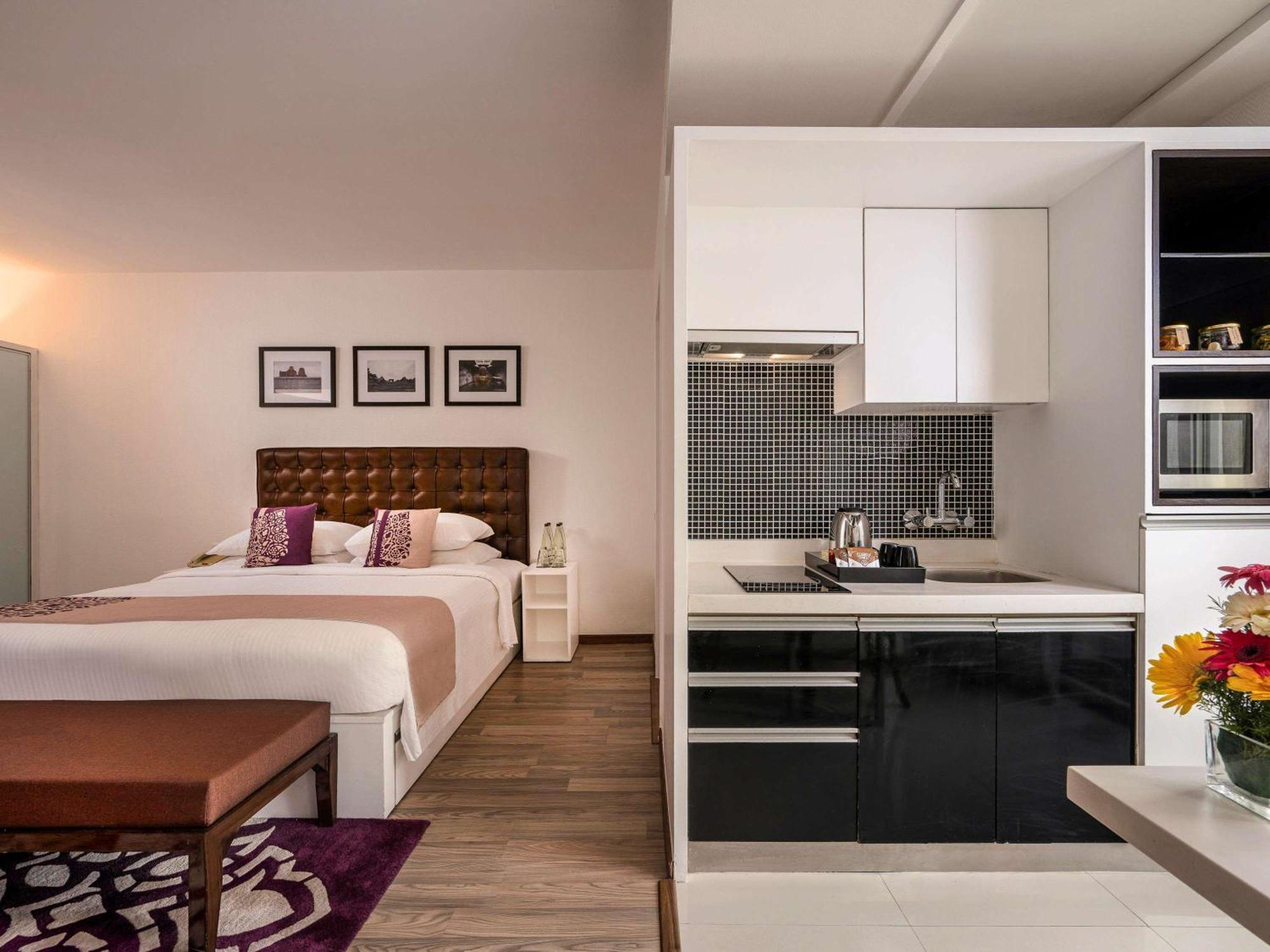 Grand Mercure Bangalore - An Accor Brand Екстер'єр фото