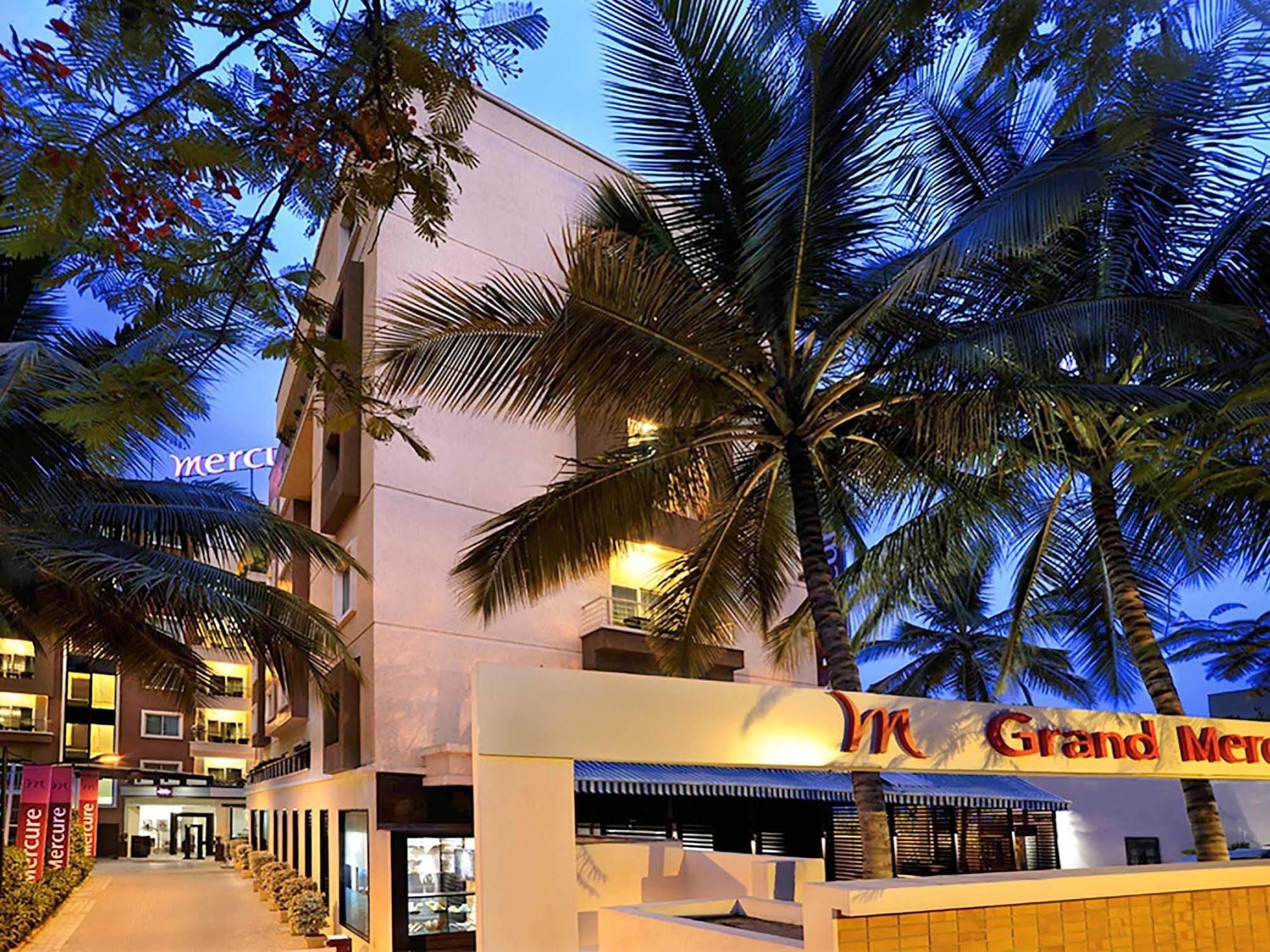 Grand Mercure Bangalore - An Accor Brand Екстер'єр фото